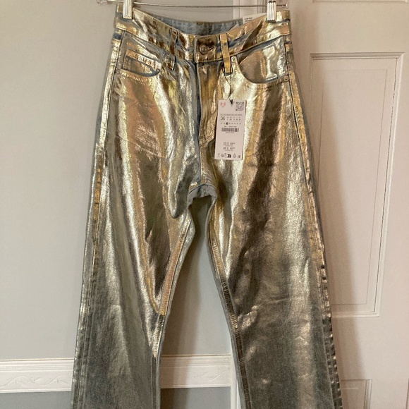 Zara Denim - Zara NWT Straight Crop Slim Fit Foil Jeans | Size 4 / 36